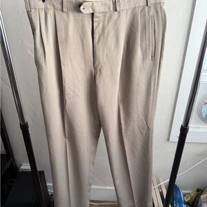 Men's Classic Tan Pants